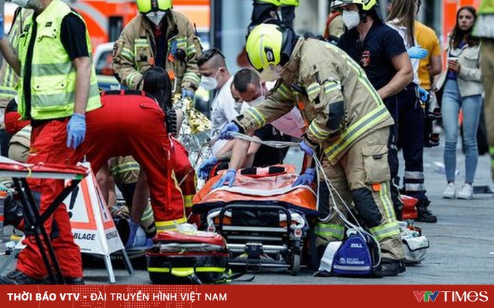 Car crash in Germany: At least 1 person killed and 8 injured