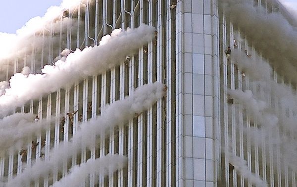 Vụ khủng bố 11/9 qua những bức ảnh không thể quên