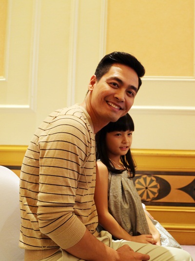 MC Phan Anh và con gái Bảo Anh 