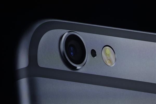 Camera của iPhone 6 được thiết kế nhô lên