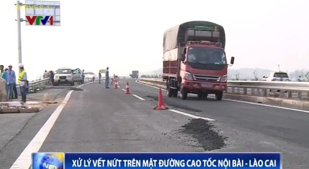 Bộ GTVT yêu cầu xử lý vết nứt mặt đường cao tốc Hà Nội - Lào Cai