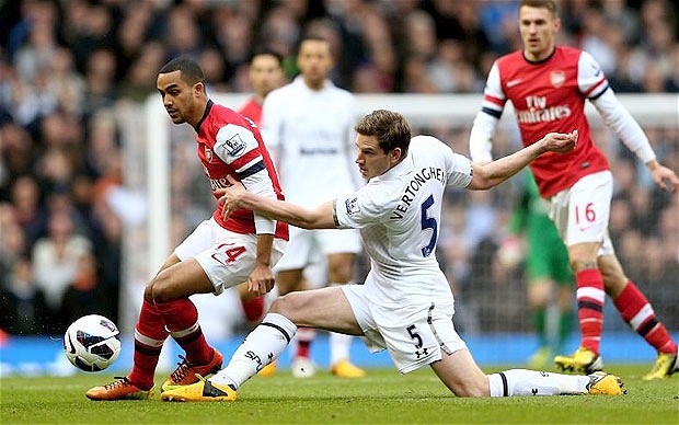 Trận derby thành London giữa Tottenham - Arsenal mở màn cho vòng 24 Ngoại hạng Anh