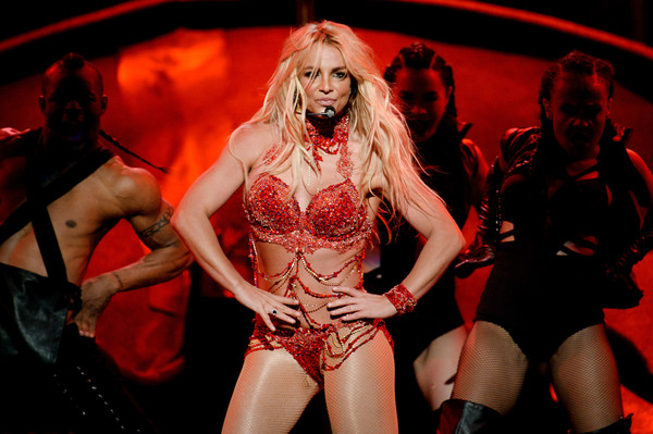 
Britney Spears đã mang đến những khoảnh khắc đầy sôi động cho đêm trao giải của Billboard 2016.
