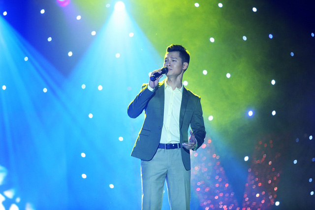 Khách mời thứ hai trong Liveshow của Bảo Yến là nam ca sĩ Đức Tuấn. Anh song ca cùng Bảo Yến ca khúc Chiếc lá cuối cùng.