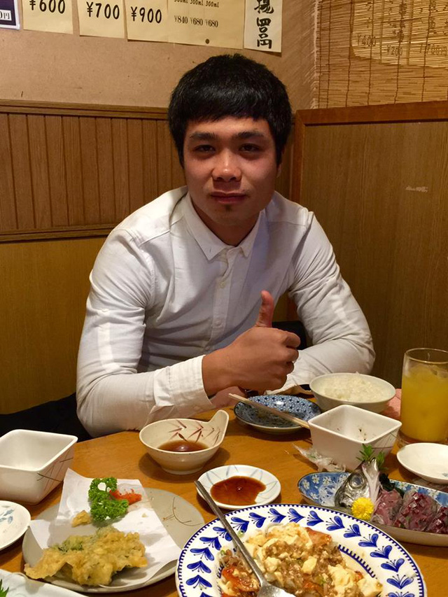 
Bữa ăn đầu tiên của Công Phượng khi đặt chân tới Mito (Ảnh: J.League)
