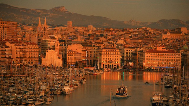 Marseille - Thành phố cảng miền Nam nước Pháp.