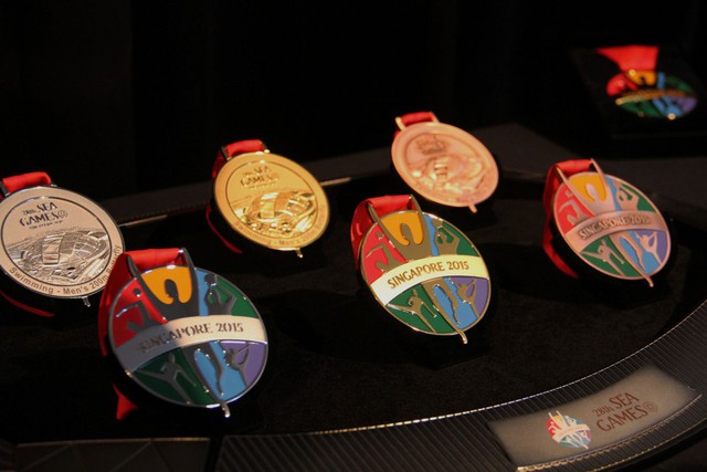 Bộ huy chương vàng - bạc - đồng tại SEA Games 28