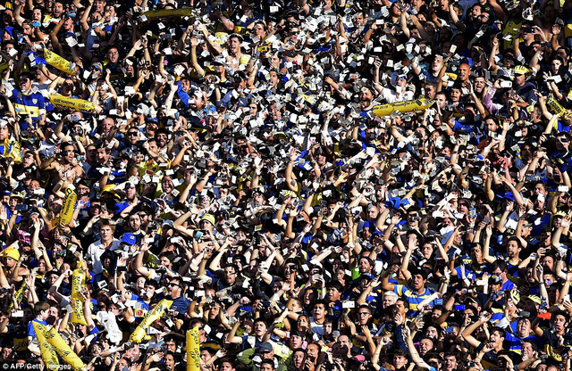 
Niềm vui vỡ òa của các CĐV Boca Juniors
