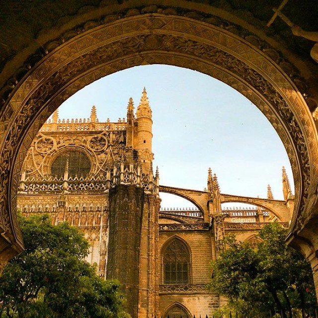 
Cung điện ở Sevilla, Tây Ban Nha
