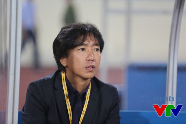 
Sau trận đấu, HLV Miura cho biết ông hài lòng về màn trình diễn của ĐT Việt Nam bất chấp kết quả hòa 1-1 cay đắng vừa qua. Vào ngày 13/10 tới, ĐT Việt Nam sẽ có cuộc đại chiến với ĐT Thái Lan cũng trên sân Mỹ Đình.
