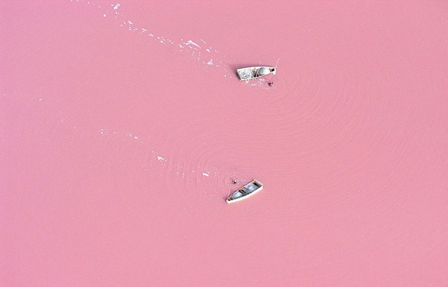 24. Hồ Retba ở Senegal