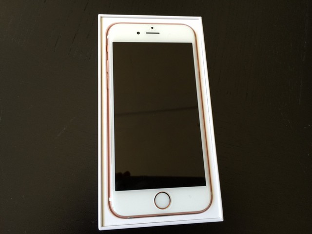Mở hộp iPhone 15 Pro Max màu Natural Titan - Có đẹp như trên ảnh?