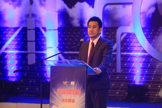 Ông Shinjiro Kajikawa - Phó Giám đốc Khối Hoạch định chiến lược của công ty Toyota Việt Nam - đại diện nhà tài trợ của cuộc thi Robocon Việt Nam 2016 -phát biểu trong lễ khai mạc