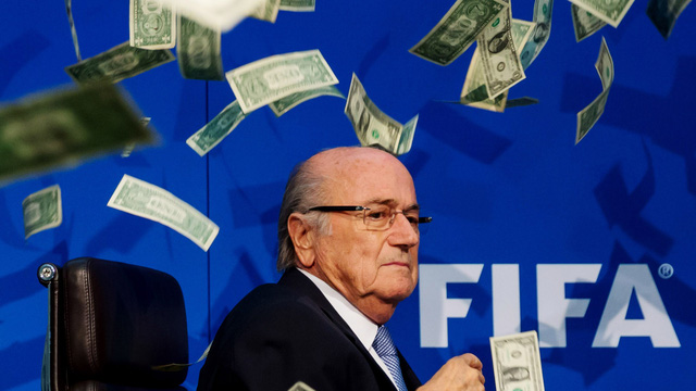 
Chủ tịch FIFA Sepp Blatter dính scandal gây rúng động làng túc cầu thế giới.
