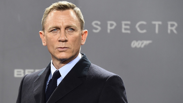 
Ai sẽ là người thay thế Daniel Craig trong phần tiếp theo của phim về James Bond? Đây là câu hỏi lớn mà khán giả hâm mộ phim này quan tâm. Theo những tin đồn gần đây, diễn viên được cho là có nhiều tiềm năng đàm nhận vai này là Tom Hiddleston.
