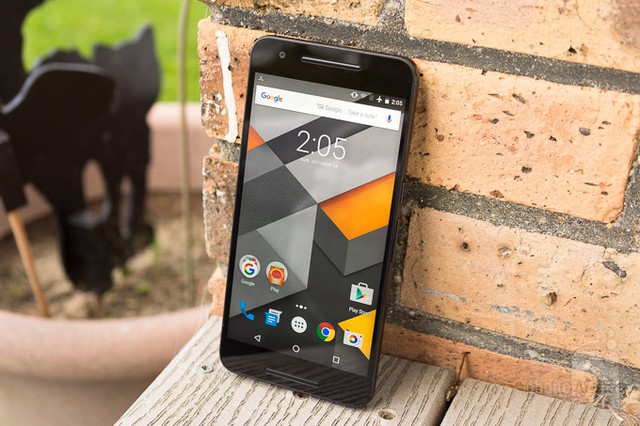 Google Nexus 6P (Ảnh: PhoneArena)
