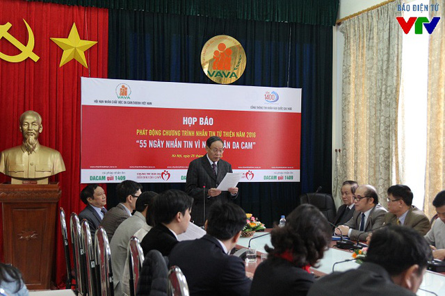 
Chủ tịch Trung ương Hội Nạn nhân chất độc da cam/ dioxin Việt Nam, Thượng tướng Nguyễn Văn Rinh trong Lễ Phát động Chương trình nhắn tin từ thiện.
