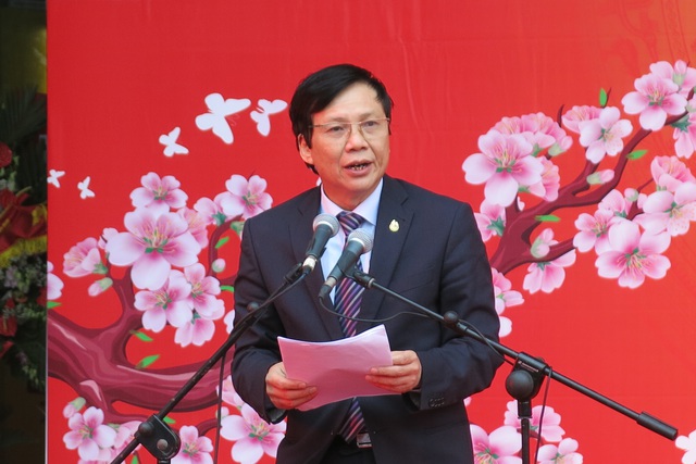 
Nhà báo Hồ Quang Lợi - Phó Chủ tịch thường trực của Hội nhà báo Việt Nam tuyên bố bế mạc Hội báo toàn quốc 2016. (Ảnh: VTV News)
