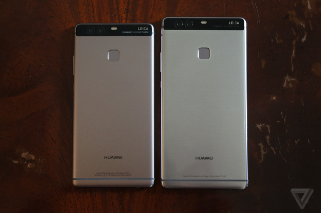Mặt sau Huawei P9 (trái) và Huawei P9 Plus (phải) - Ảnh: The Verge