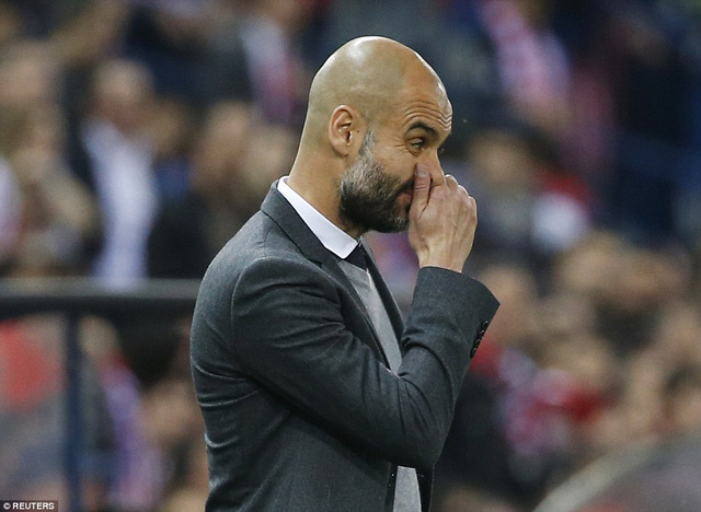 
HLV Pep Guardiola không hài lòng với màn trình diễn của các cầu thủ Bayern và sẽ thay đổi lối chơi ở lượt về.
