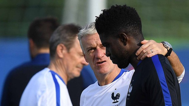 Umtiti đứng trước cơ hội đá chính tại tứ kết EURO 2016