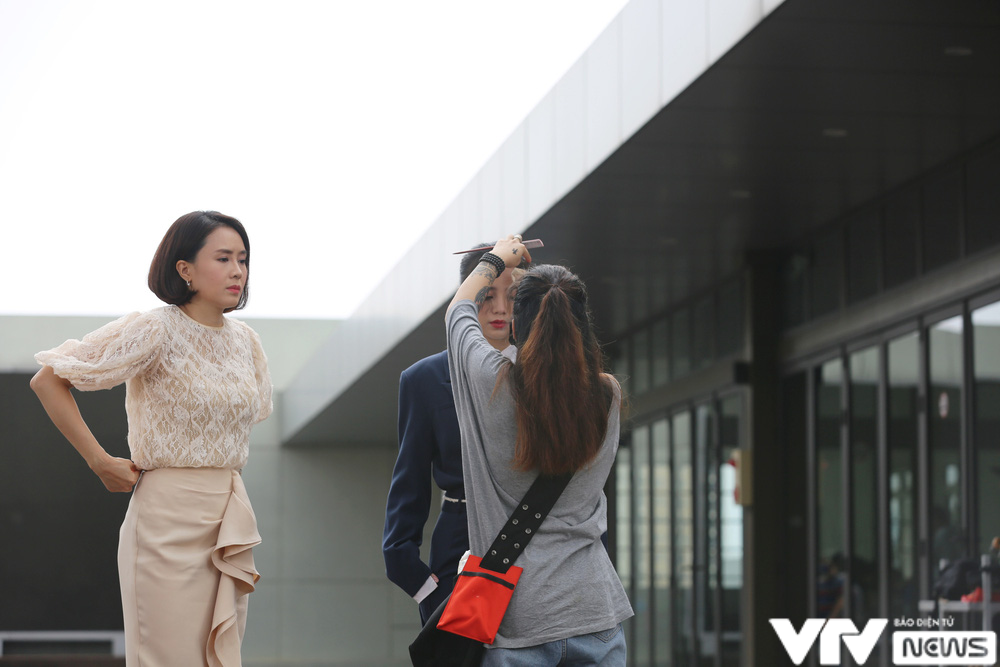 Hồng Diễm nóng mặt vì Quỳnh Kool vênh váo trong phim mới - Ảnh 10.