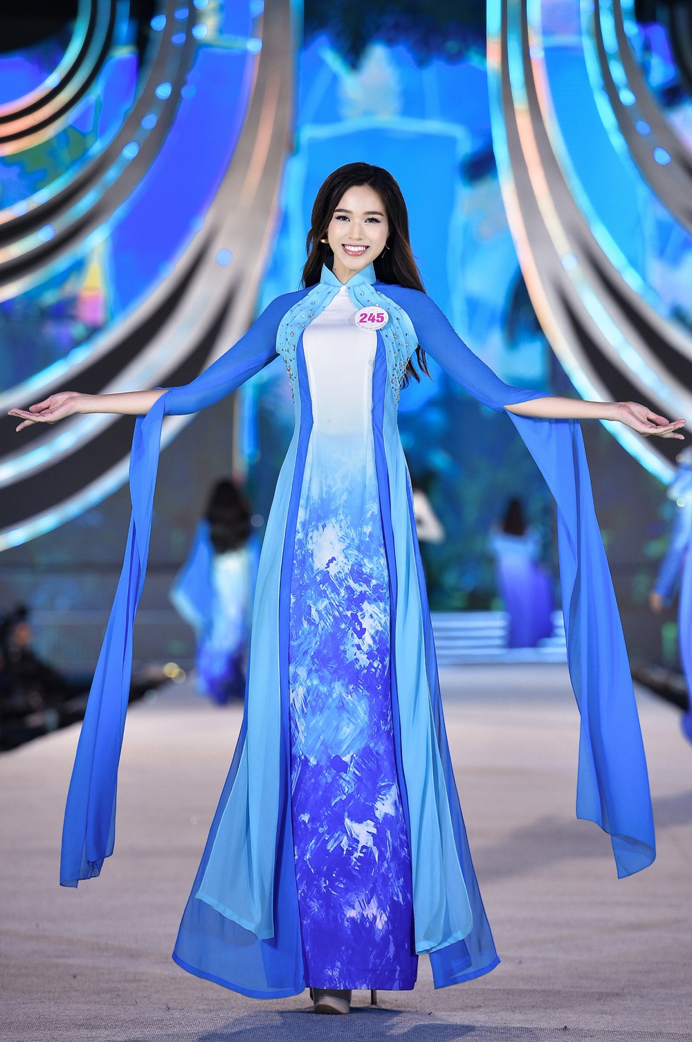 Nhan sắc Top 5 Người đẹp Du lịch - Hoa hậu Việt Nam 2020 - Ảnh 8.