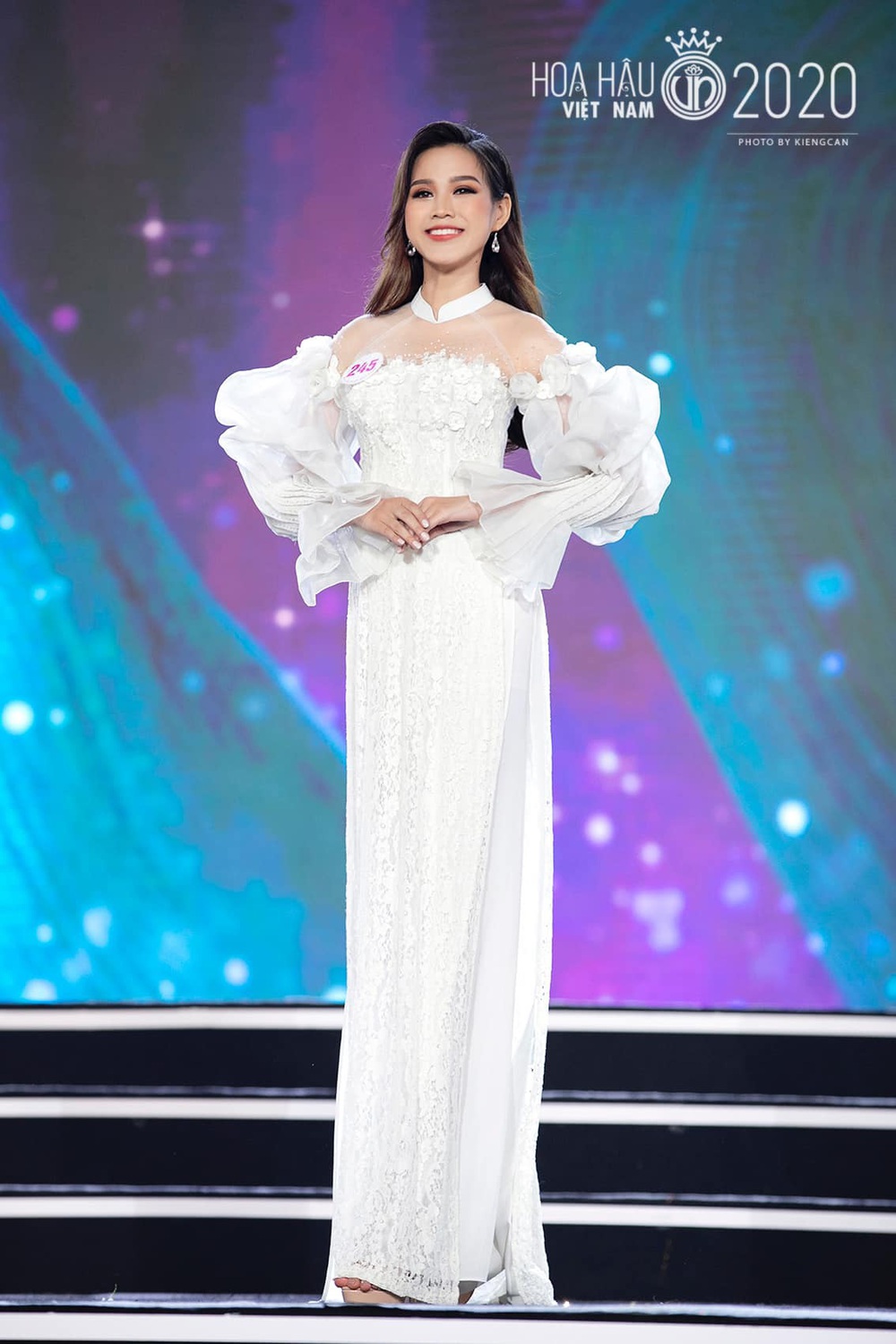 Hành trình từ nữ sinh Thanh Hóa đến tân Hoa hậu Việt Nam 2020 của Đỗ Thị Hà - Ảnh 10.