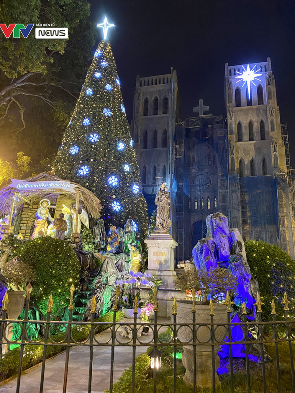 Các Nhà thờ tại Hà Nội trang hoàng đón Giáng sinh | VTV.VN