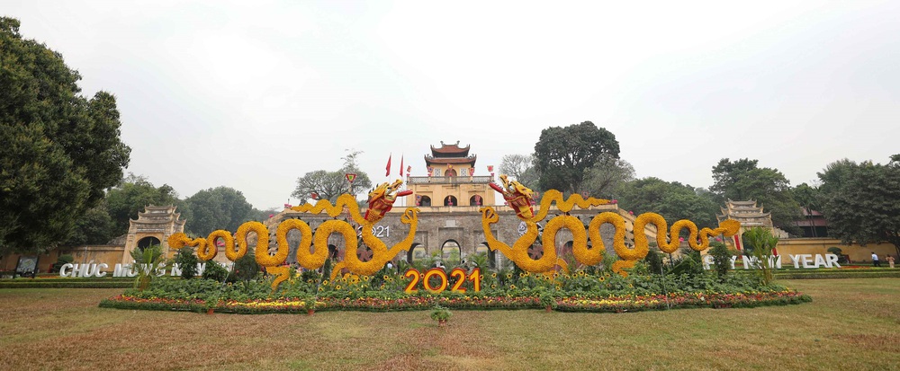 Hoàng Thành Thăng Long thả cá chép, dựng cây nêu đón Xuân Tân Sửu 2021 - Ảnh 2.