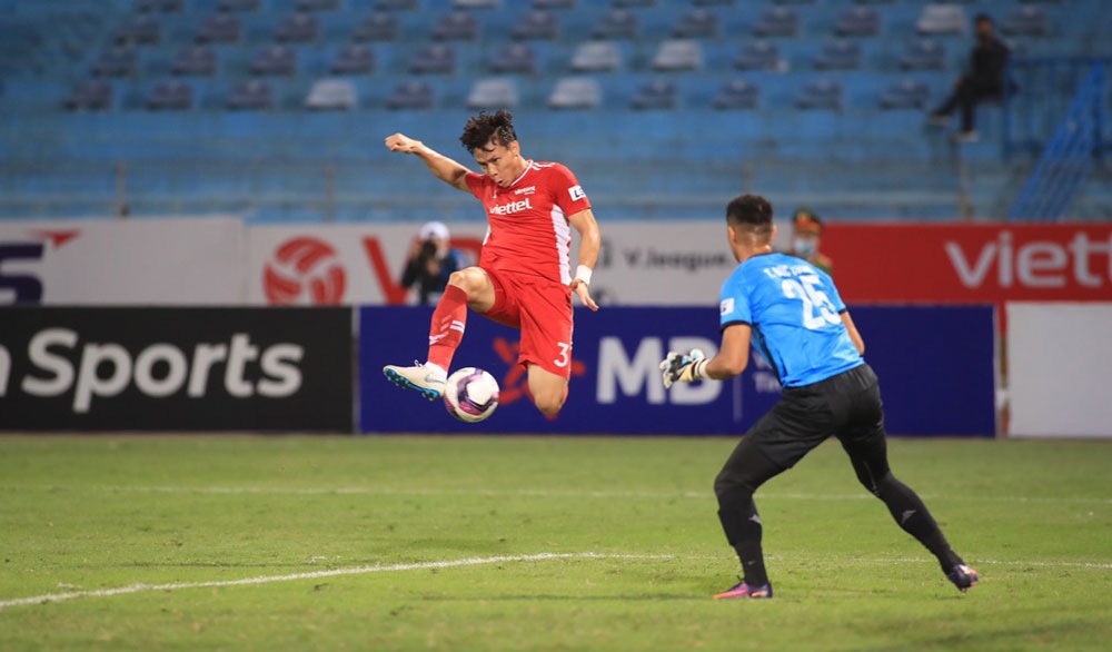 ẢNH: Quế Ngọc Hải trở lại ghi bàn, CLB Viettel có chiến thắng đầu tiên tại V.League 2021 - Ảnh 4.