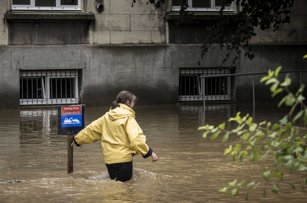 Số nạn nhân tử vong trong trận mưa lũ lịch sử ở Đức và Bỉ tăng lên 170 người - Ảnh 6.