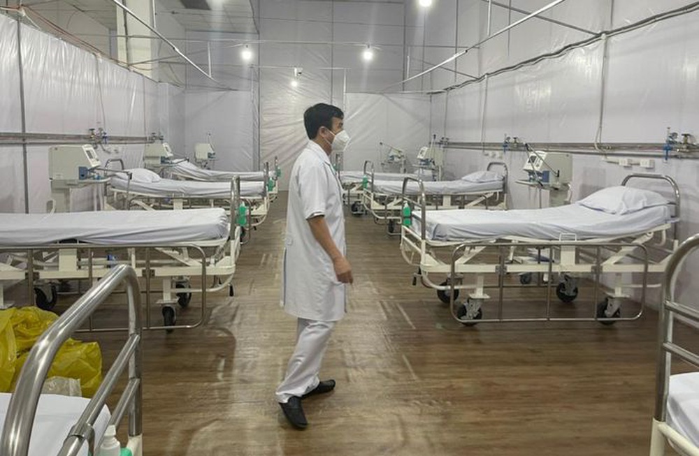 Bên trong Bệnh viện dã chiến điều trị COVID-19 đa tầng tại TP Hồ Chí Minh - Ảnh 1.
