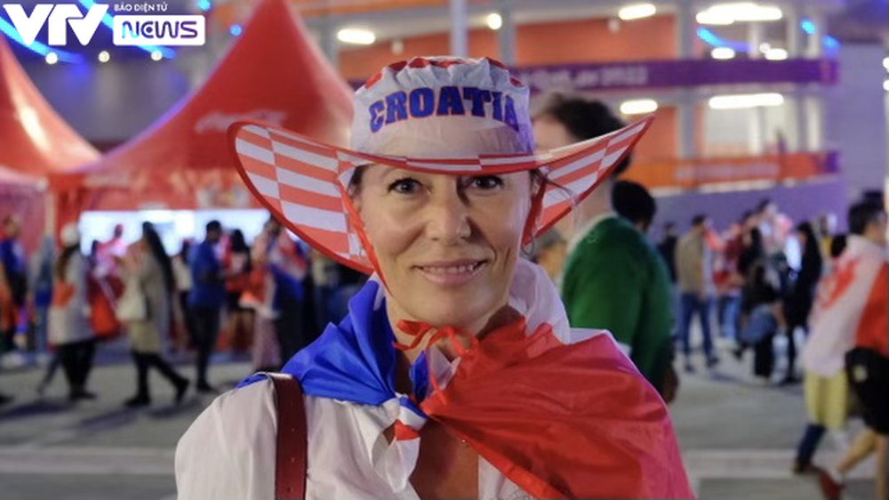 Muôn hình vạn trạng phong cách mũ cổ vũ World Cup 2022 của CĐV Croatia - Ảnh 12.