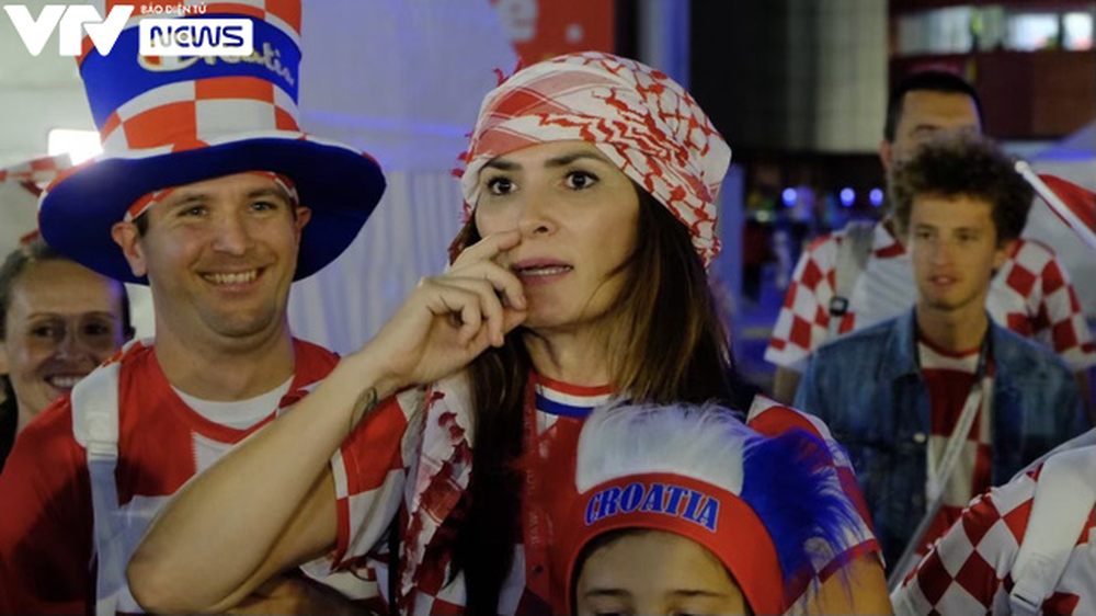 Muôn hình vạn trạng phong cách mũ cổ vũ World Cup 2022 của CĐV Croatia - Ảnh 7.