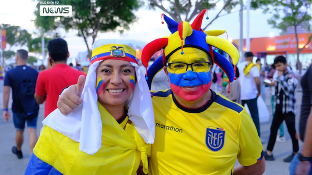 Người hâm mộ Nam Mỹ góp lửa cổ vũ Ecuador tại World Cup 2022 - Ảnh 12.