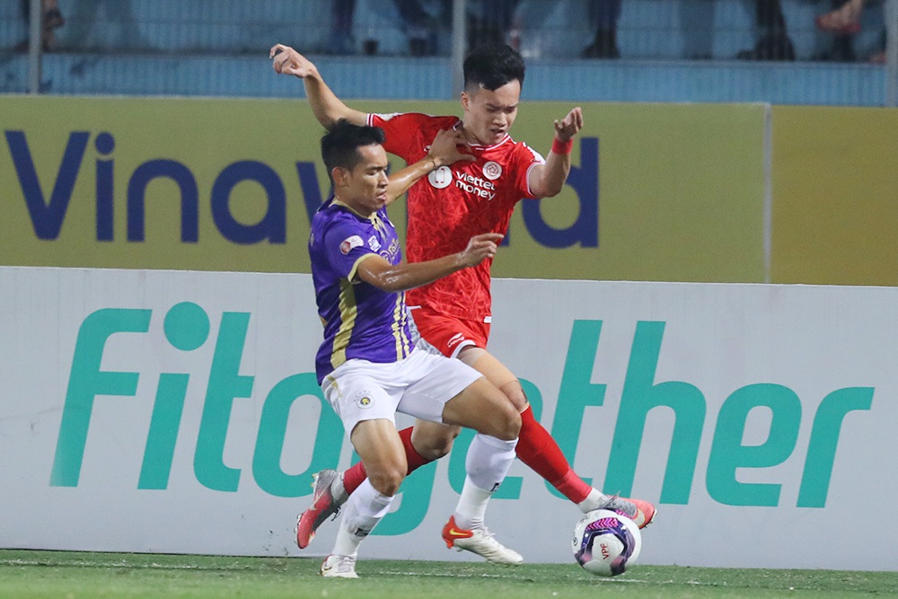 Ảnh: Thắng tối thiểu CLB Viettel, Hà Nội FC chạm tay vào chức vô địch V.League 2022   - Ảnh 12.
