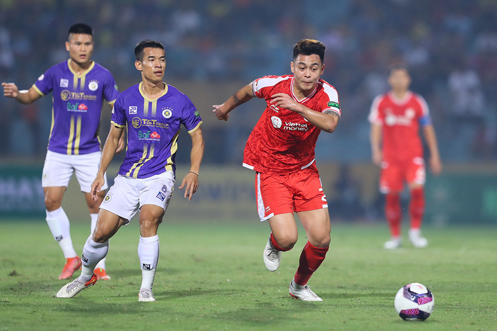 Ảnh: Thắng tối thiểu CLB Viettel, Hà Nội FC chạm tay vào chức vô địch V.League 2022   - Ảnh 10.