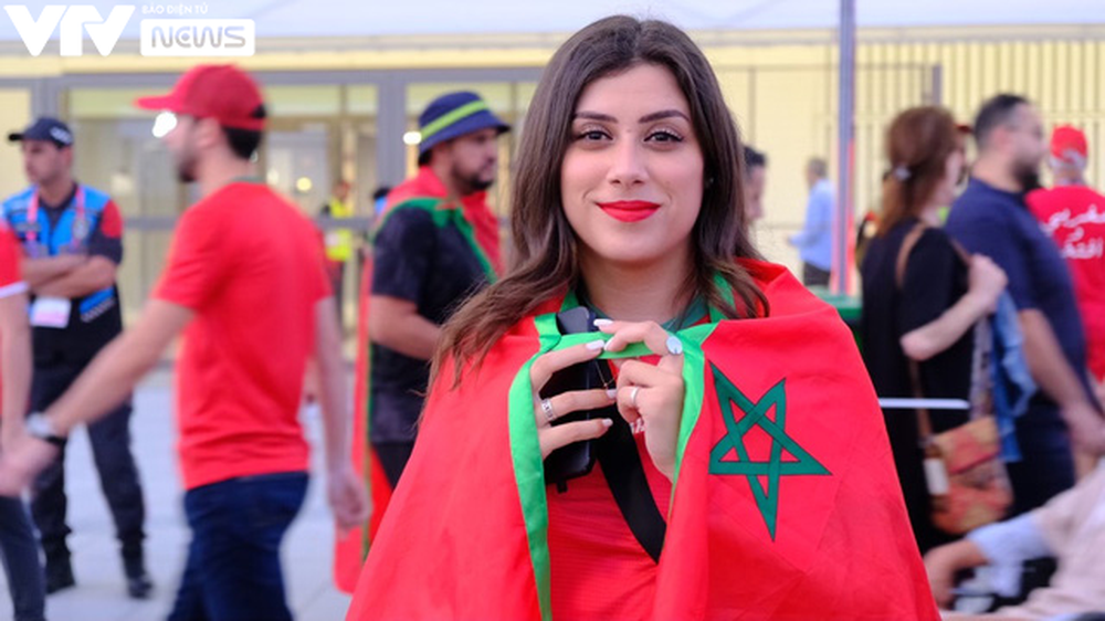 Nhan sắc cực phẩm của fan nữ Morocco tại World Cup 2022 - Ảnh 8.