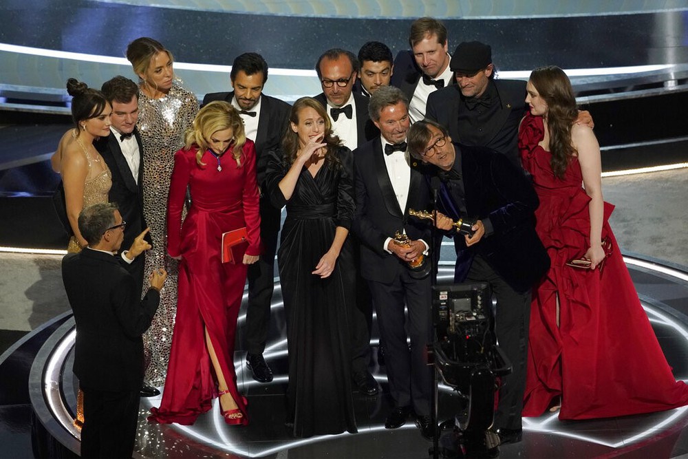 Oscar 2022: CODA thắng giải Phim hay nhất - Ảnh 1.
