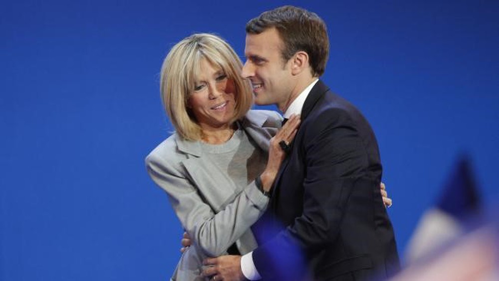 Emmanuel Macron - The first French President to be re-elected and assume a second term in 20 years - Photo 3.
