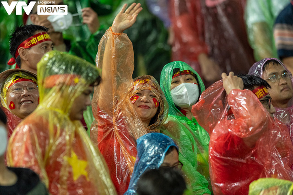Photo: U23 Vietnam repays the cheering rain team with 3 sweet points - Photo 20.