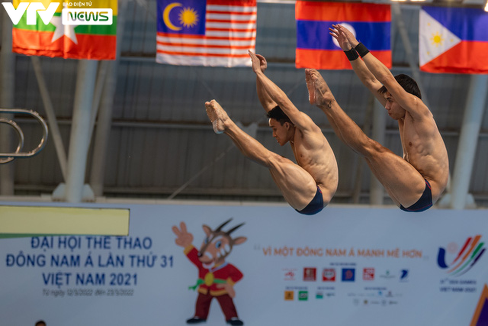 Những vũ công trên sàn đấu nhảy cầu tại SEA Games 31 - Ảnh 1.