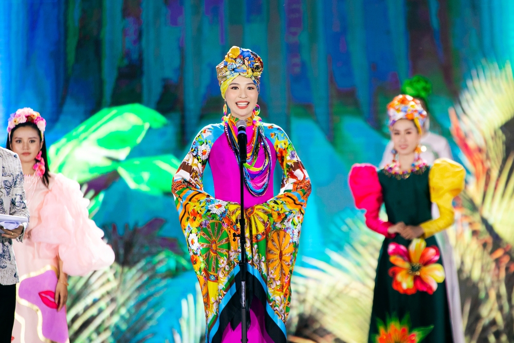 Đêm thi Người đẹp Biển bùng nổ của Miss World Vietnam 2022 - Ảnh 20.