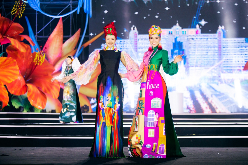 Đêm thi Người đẹp Biển bùng nổ của Miss World Vietnam 2022 - Ảnh 17.