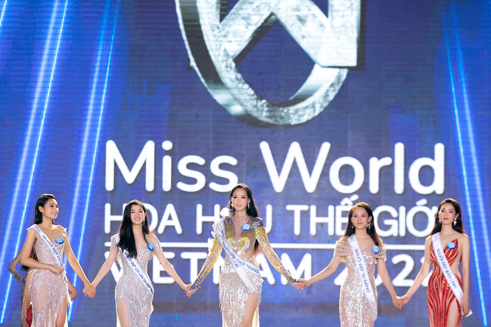 Những khoảnh khắc đáng nhớ tại Chung kết Miss World Vietnam 2022 - Ảnh 27.
