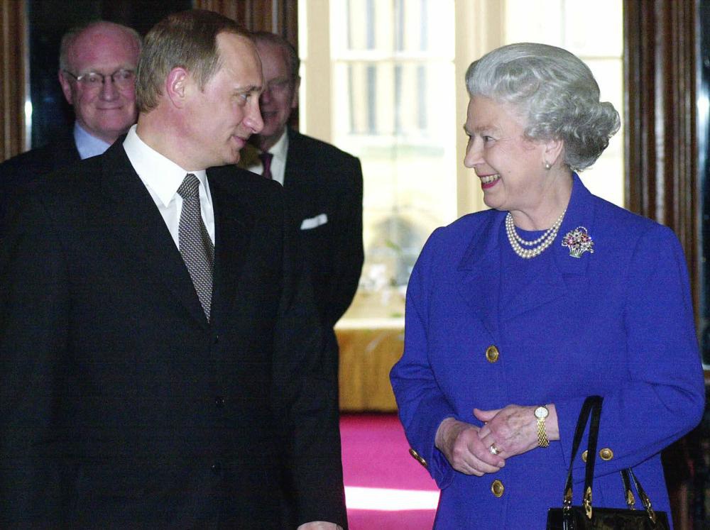 Nữ hoàng Anh Elizabeth II qua đời ở tuổi 96, lãnh đạo thế giới gửi lời chia buồn - Ảnh 15.
