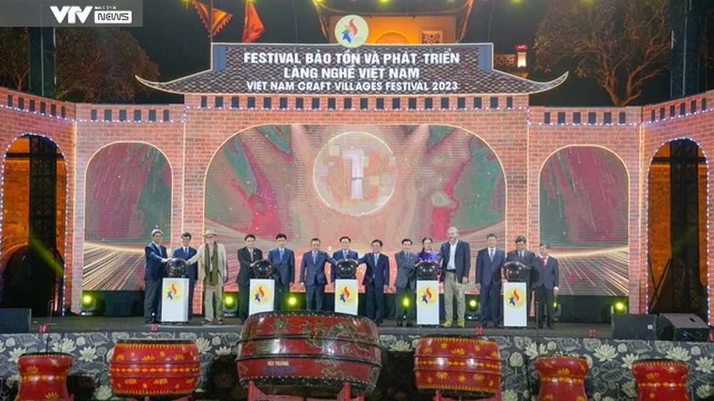 Khai mạc Festival Bảo tồn và Phát triển làng nghề Việt Nam năm 2023 - Ảnh 1.
