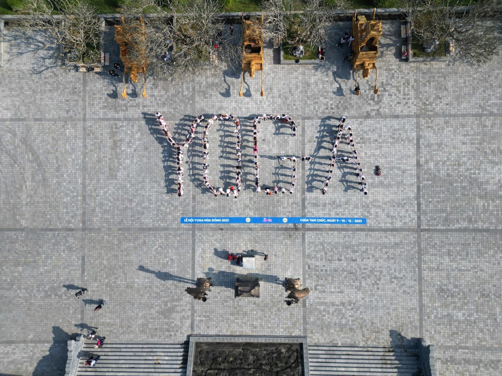 Festival Yoga mùa đông 2023 quy tụ hàng trăm người tập yoga tại Tam Chúc - Ảnh 2.