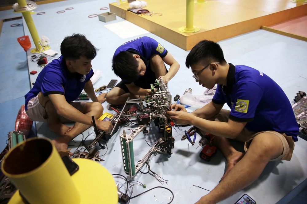 Robocon Việt Nam 2023: Hành trình chạm tới ước mơ của DCN - DT02 - Ảnh 2.